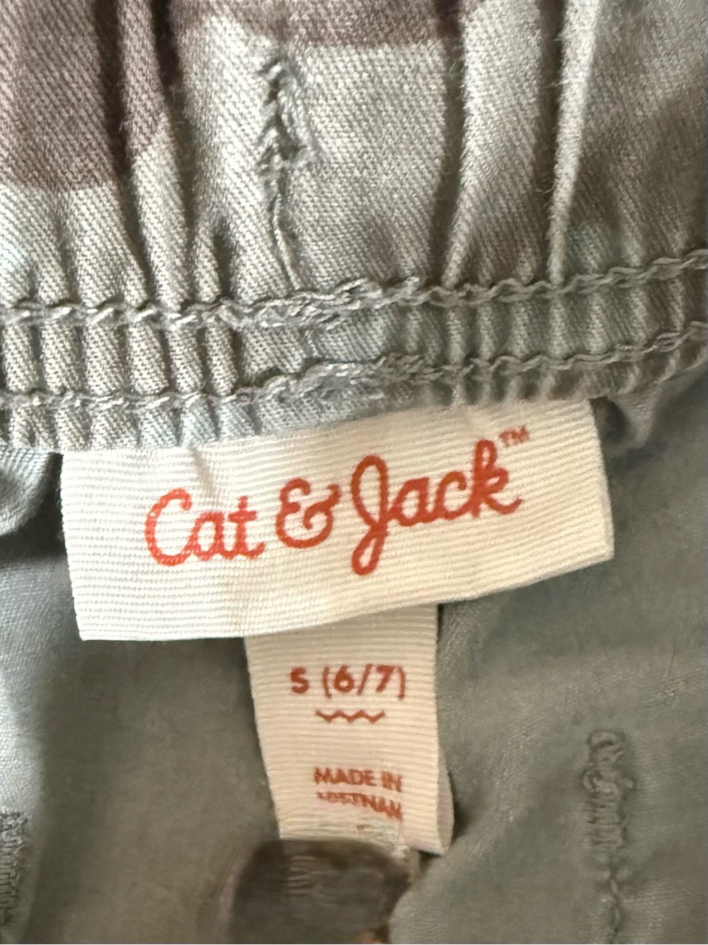 Cat & Jack Boys 3-Pack Shorts - Beige, Gray, Gray Camo - Picture 8 of 10